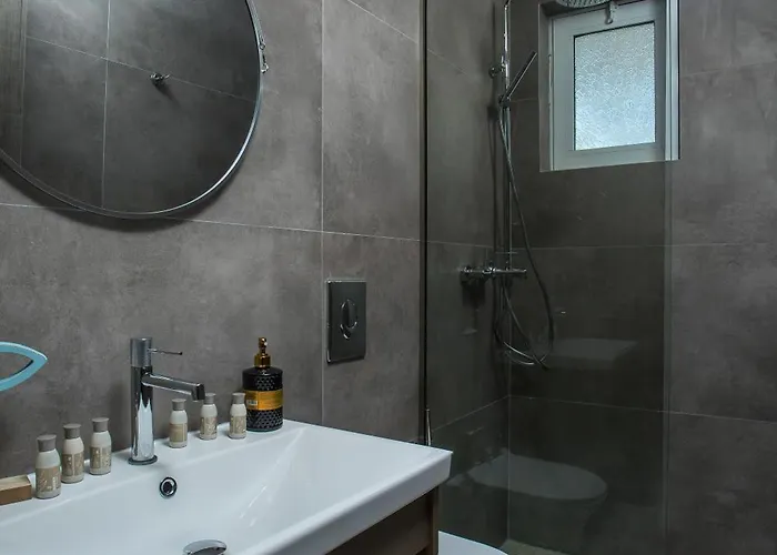 דירה Matsi פליראקי